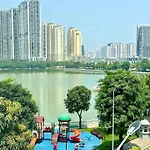 Beautiful Two Bedroom Apt Close To National Convention Center