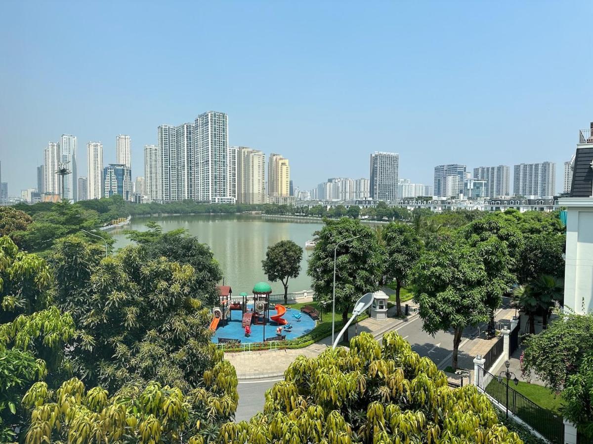 Beautiful Two Bedroom Close To National Convention Center Apartment